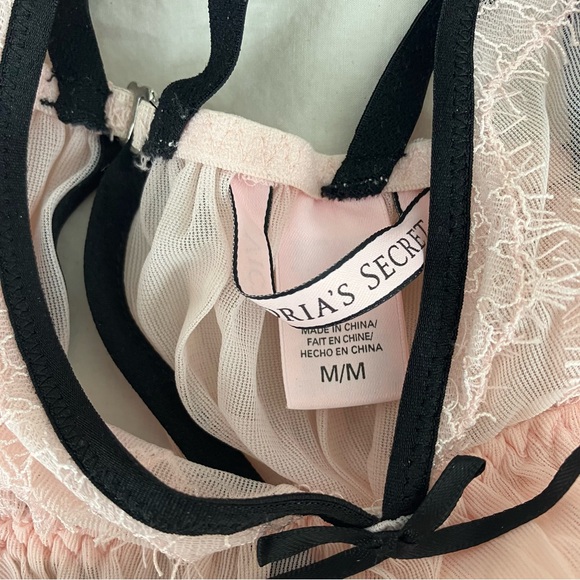 Victoria's Secret Set of 2 pink Lingerie size m - Picture 6 of 8